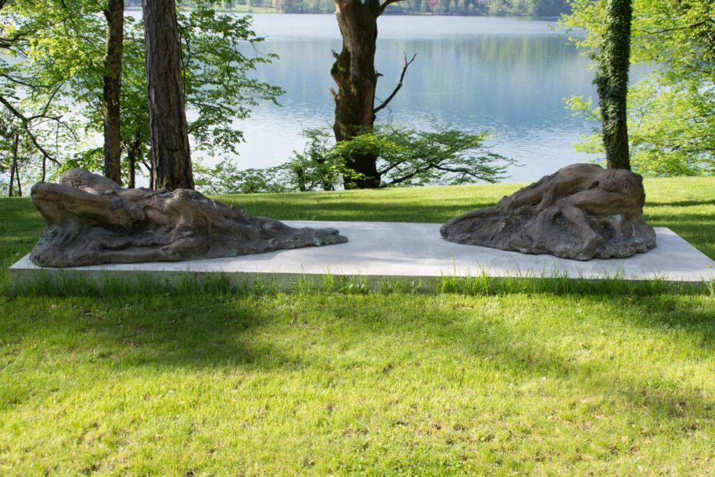 Private Beach House On Lake ブレッド エクステリア 写真