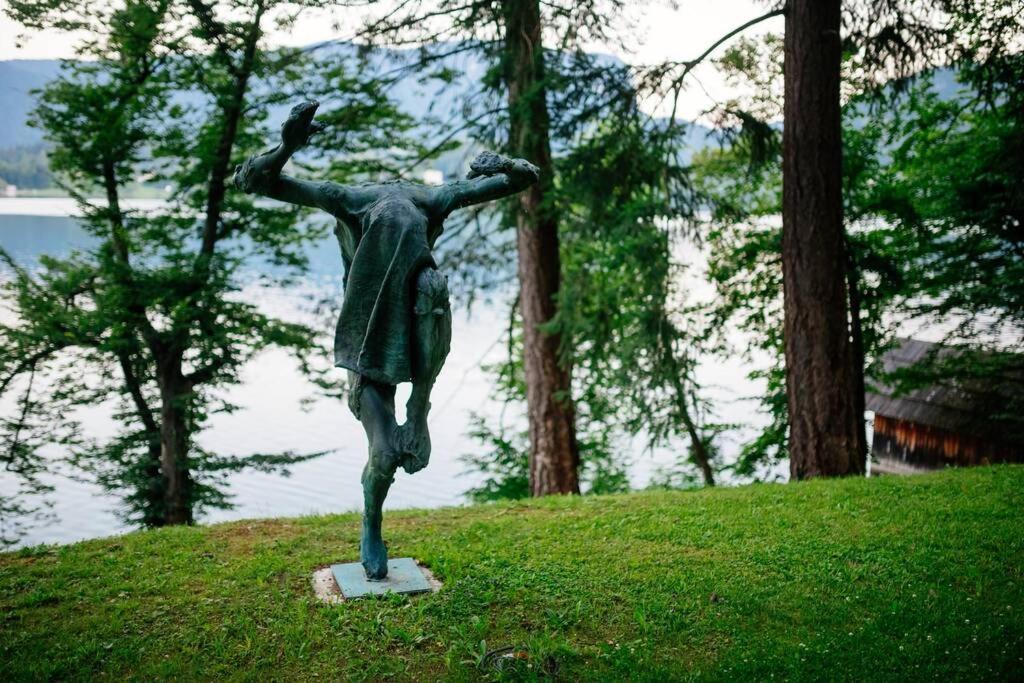Private Beach House On Lake ブレッド エクステリア 写真