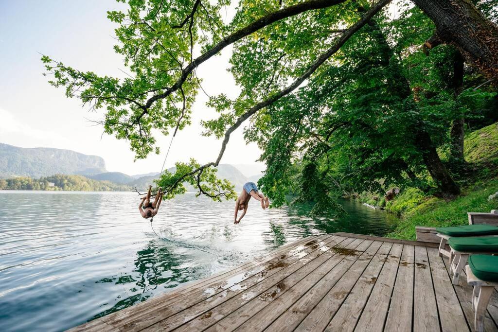 Private Beach House On Lake ブレッド エクステリア 写真