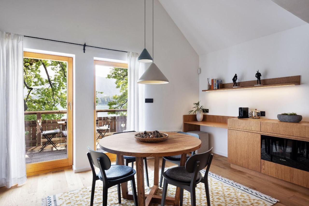 Private Beach House On Lake ブレッド エクステリア 写真